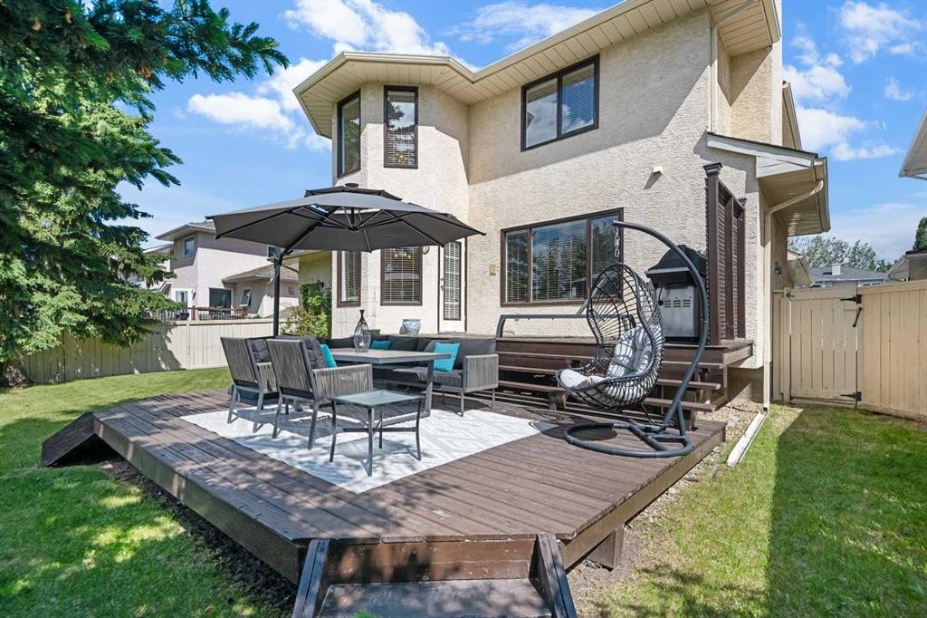 95 Hawkstone Close Nw, Calgary, AB
