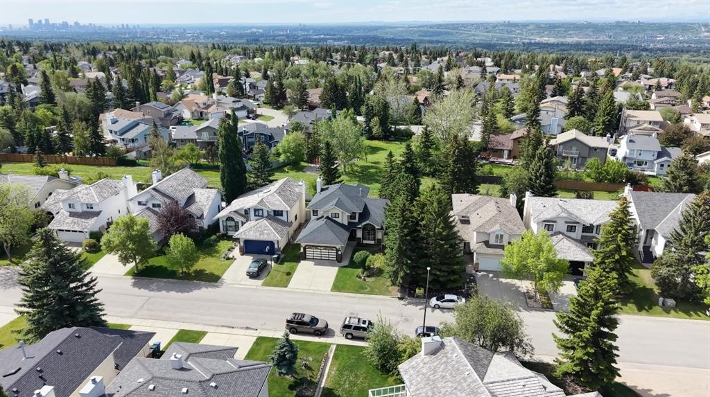 95 Hawkstone Close Nw, Calgary, AB