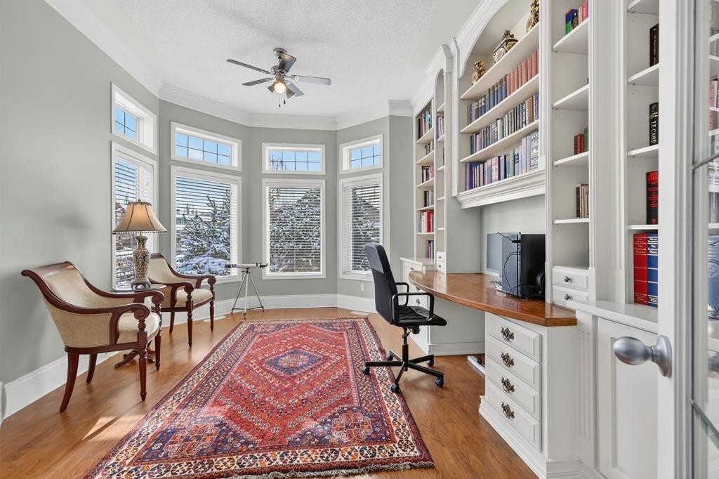 331 Mt Douglas Court Se, Calgary, AB - Indoor Photo Showing Office