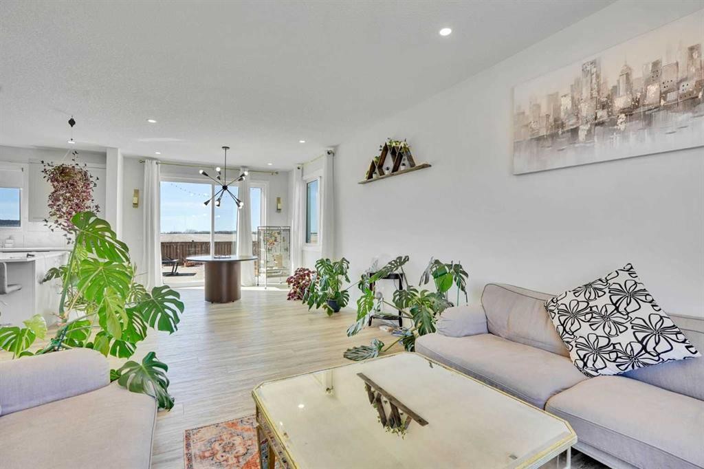 183 Brander Avenue, Langdon, AB - Indoor Photo Showing Living Room