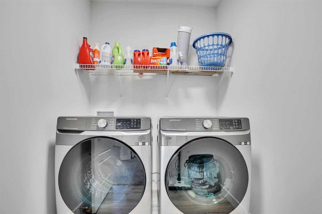 183 Brander Avenue, Langdon, AB - Indoor Photo Showing Laundry Room
