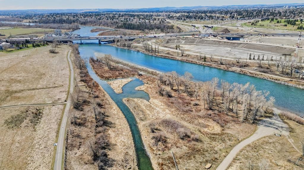 33 Quarry Heights Se, Calgary, AB - Outdoor With Body Of Water With View