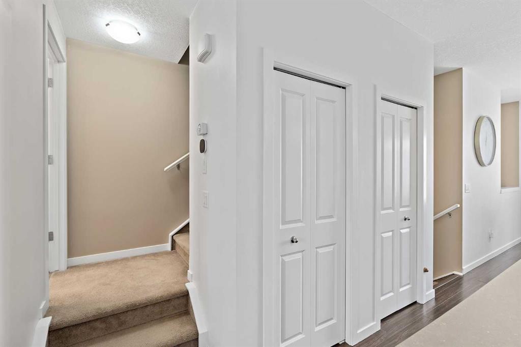 205 Copperstone Park Se, Calgary, AB - Indoor Photo Showing Other Room