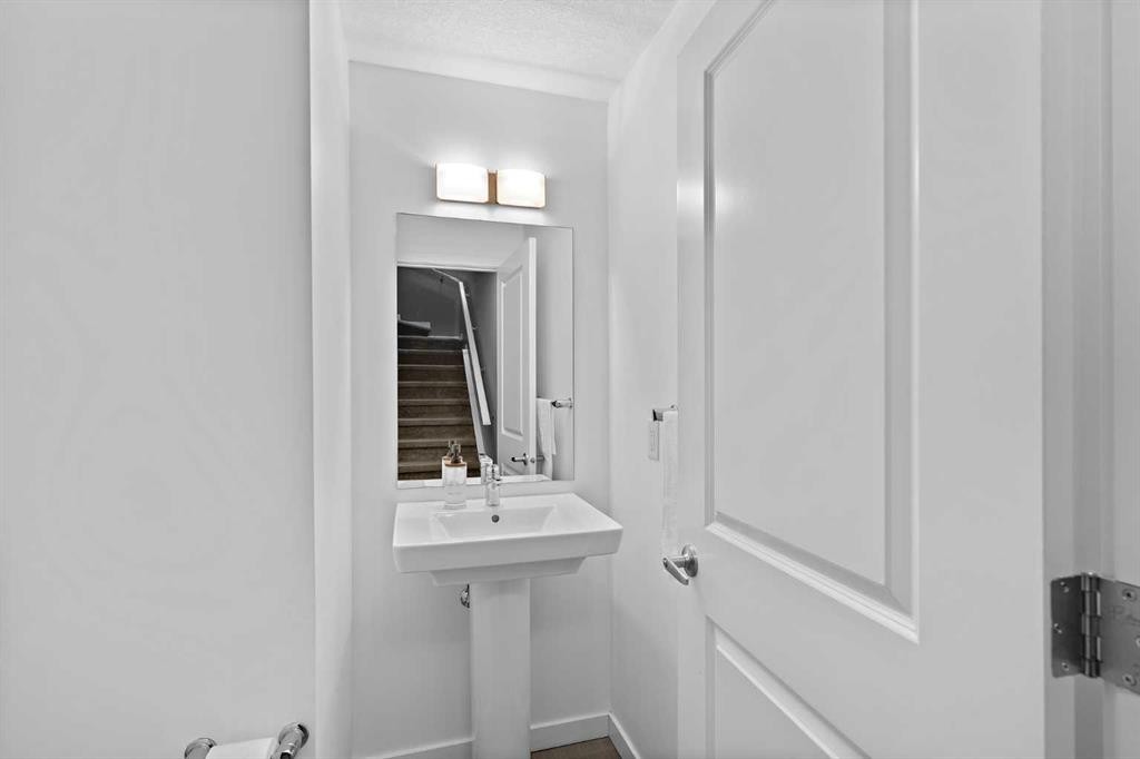 205 Copperstone Park Se, Calgary, AB - Indoor