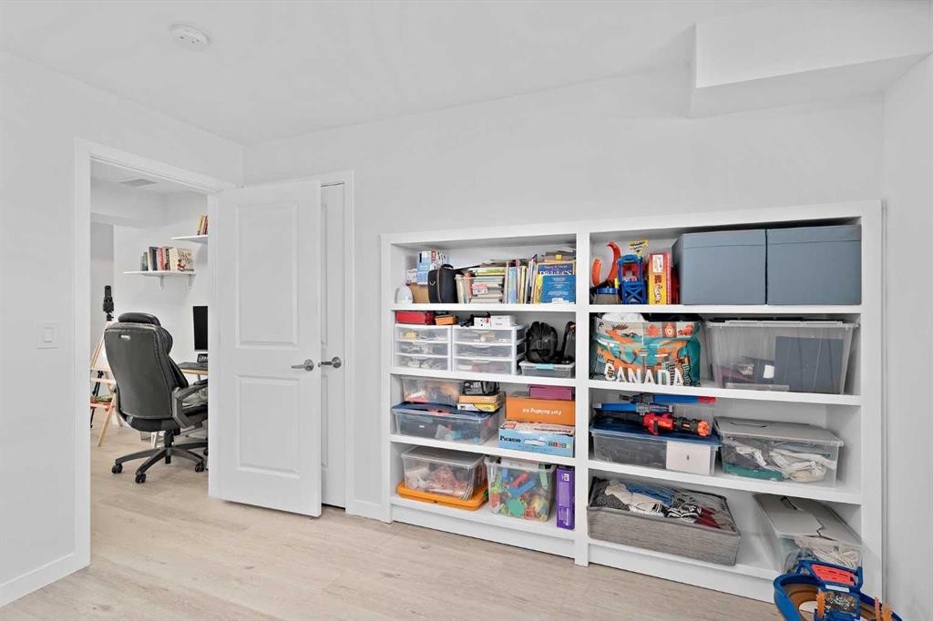 205 Copperstone Park Se, Calgary, AB - Indoor