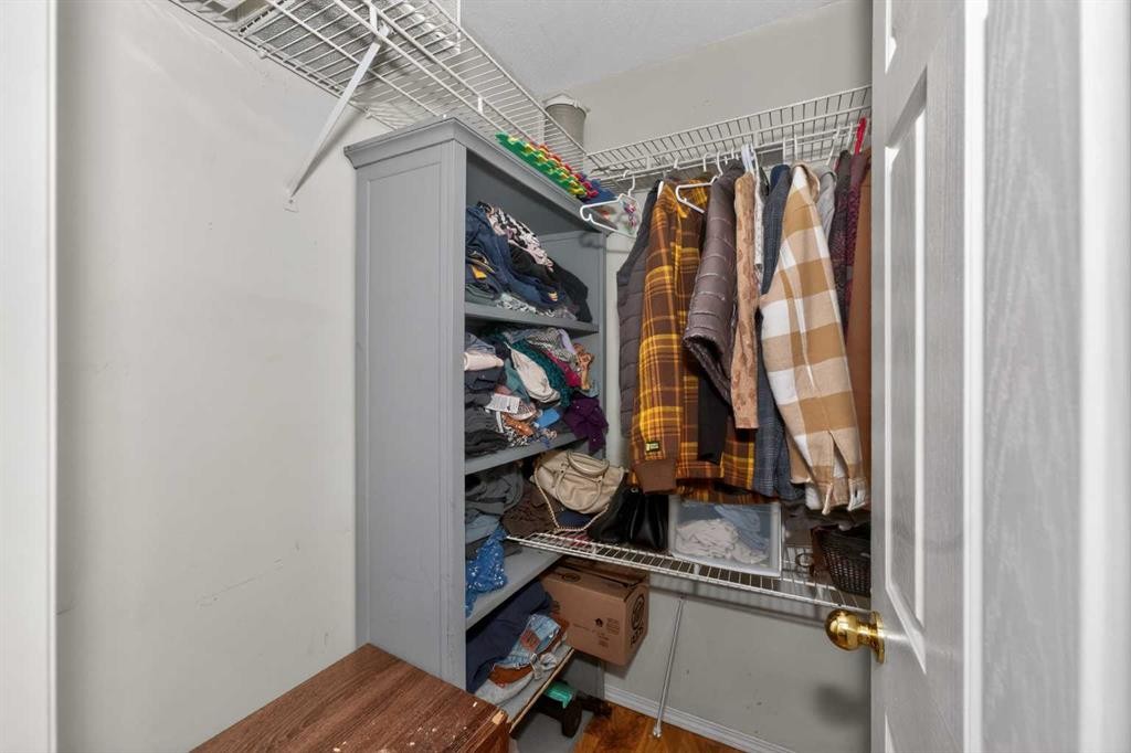 119 Taravista Drive Ne, Calgary, AB - Indoor With Storage