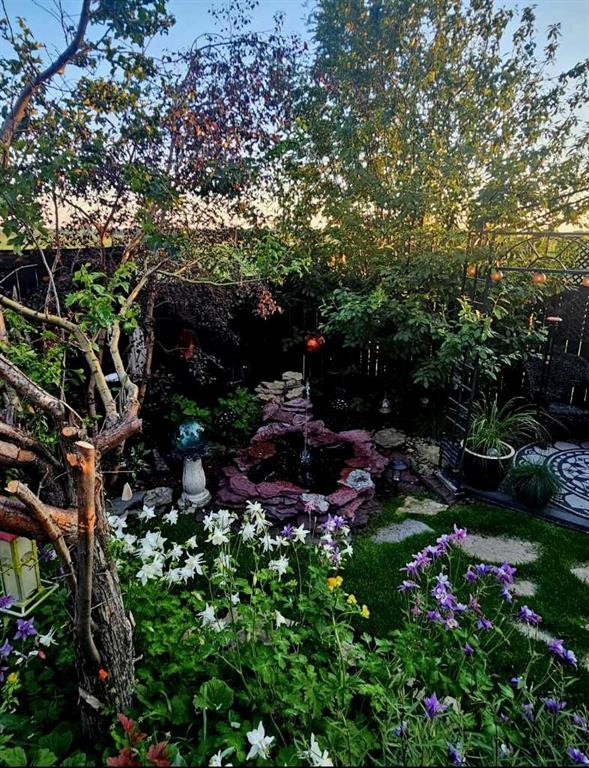460 Sunset Link, Crossfield, AB - Outdoor