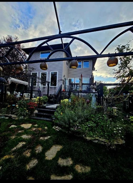 460 Sunset Link, Crossfield, AB - Outdoor