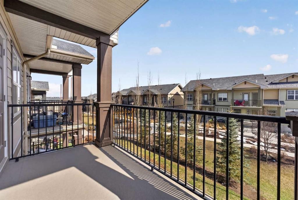 12 Evanscrest Gardens Nw, Calgary, AB - Outdoor With Balcony With Exterior