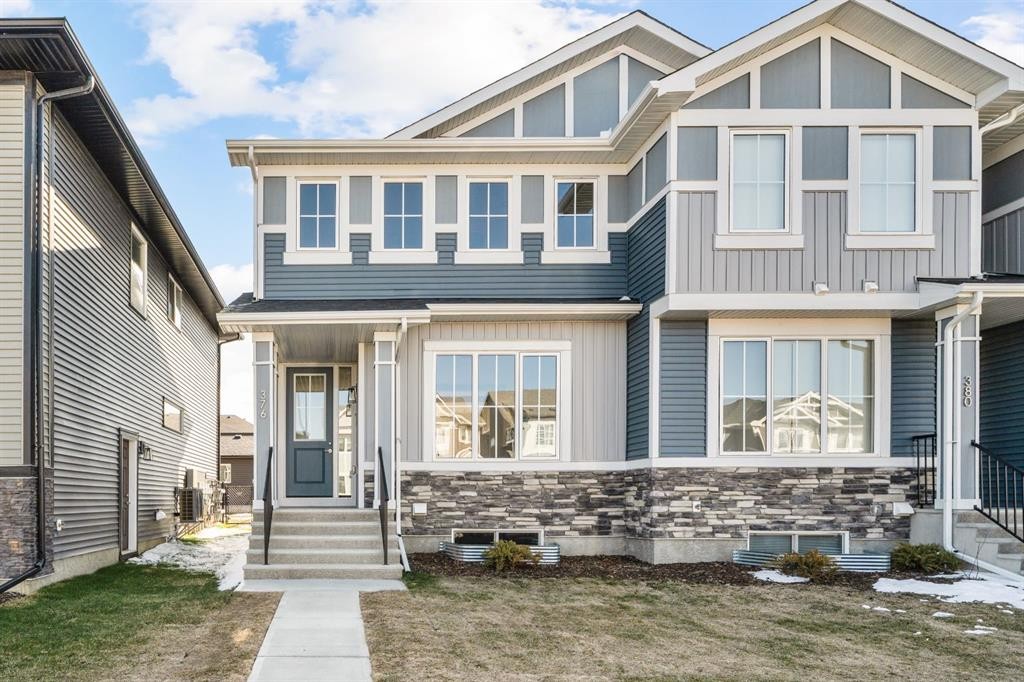 376 Sora Boulevard Se, Calgary, AB - Outdoor With Facade