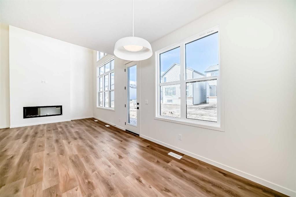 61 Bartlett Way Se, Calgary, AB - Indoor Photo Showing Other Room