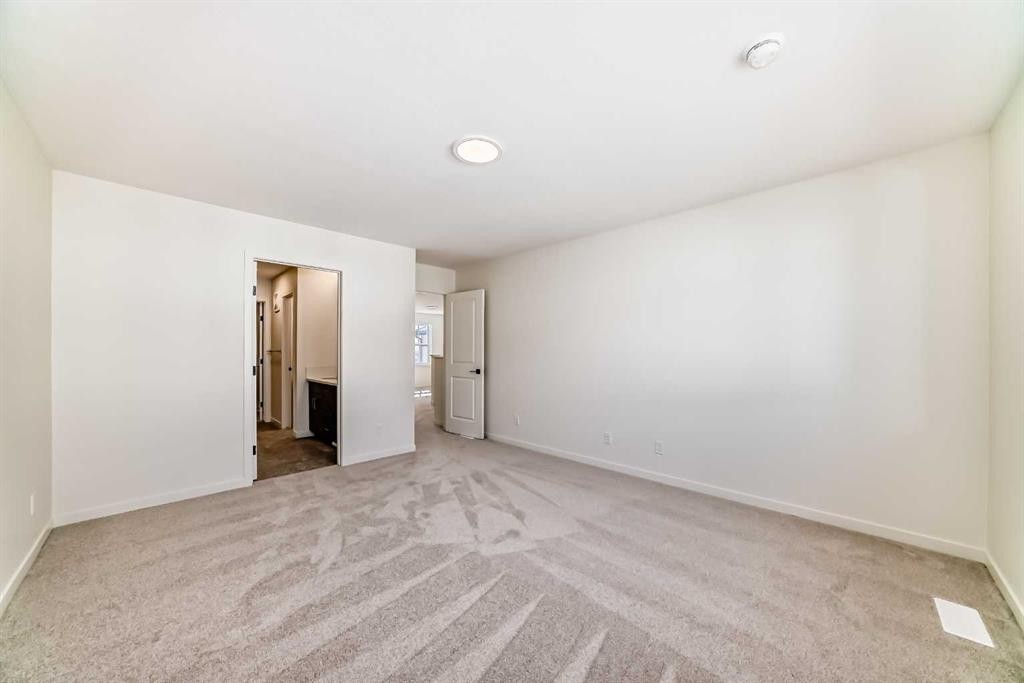61 Bartlett Way Se, Calgary, AB - Indoor Photo Showing Other Room