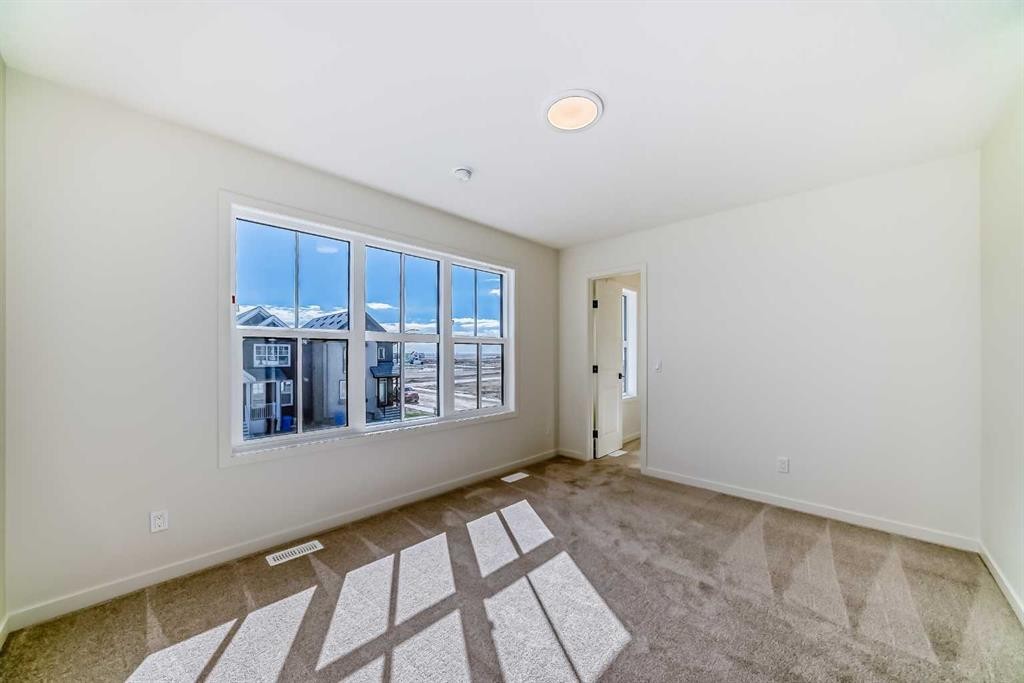 61 Bartlett Way Se, Calgary, AB - Indoor Photo Showing Other Room