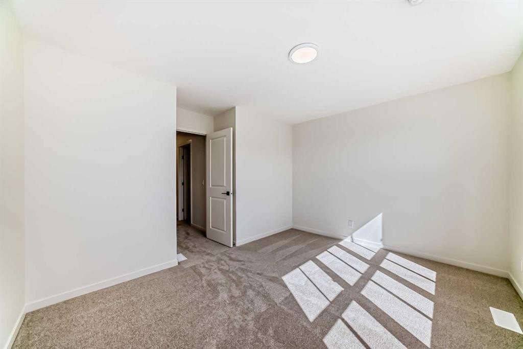 61 Bartlett Way Se, Calgary, AB - Indoor
