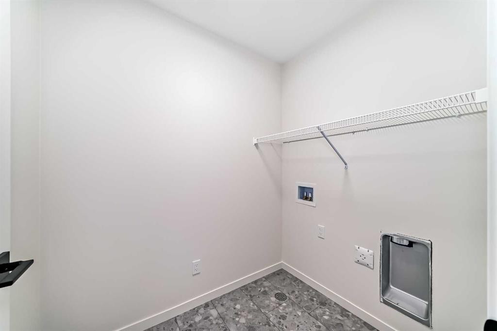 61 Bartlett Way Se, Calgary, AB - Indoor With Storage