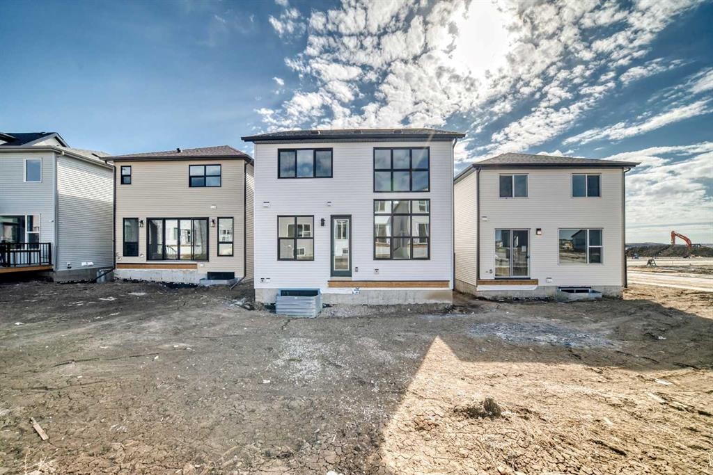 61 Bartlett Way Se, Calgary, AB - Outdoor