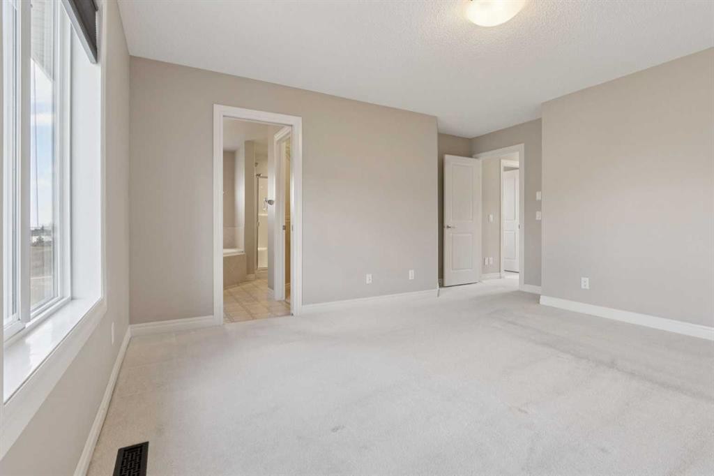 357 Kincora Drive Nw, Calgary, AB - Indoor Photo Showing Other Room