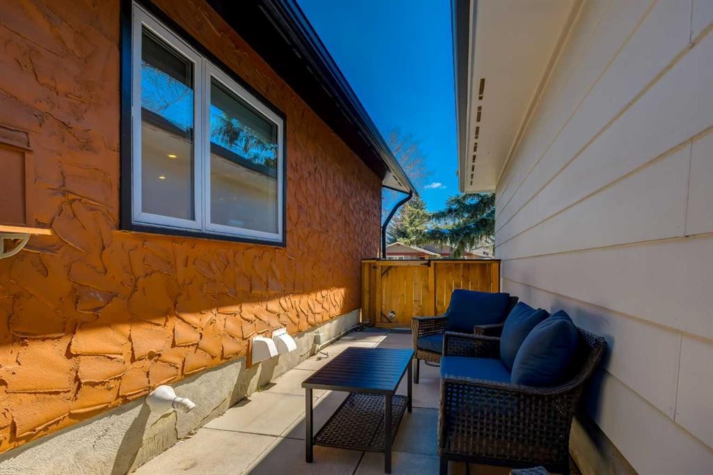 44 Midglen Drive Se, Calgary, AB - Outdoor With Deck Patio Veranda With Exterior