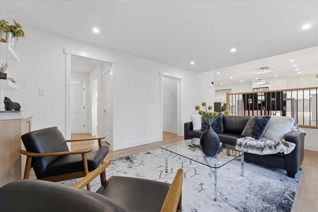 10812 Maplecrest Road Se, Calgary, AB