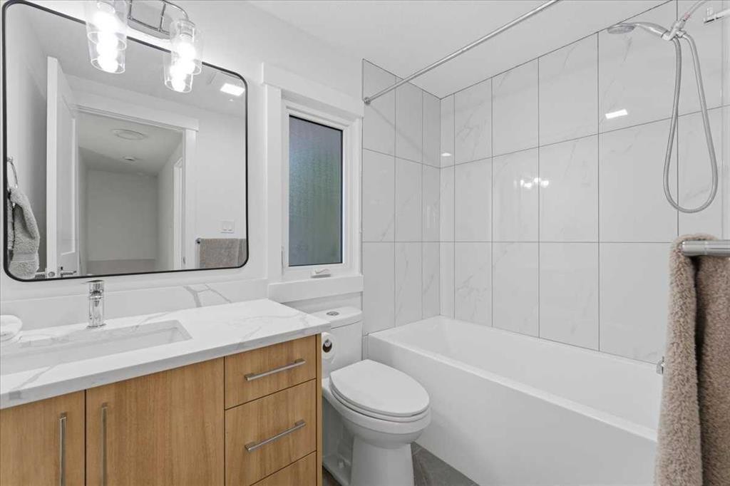 10812 Maplecrest Road Se, Calgary, AB