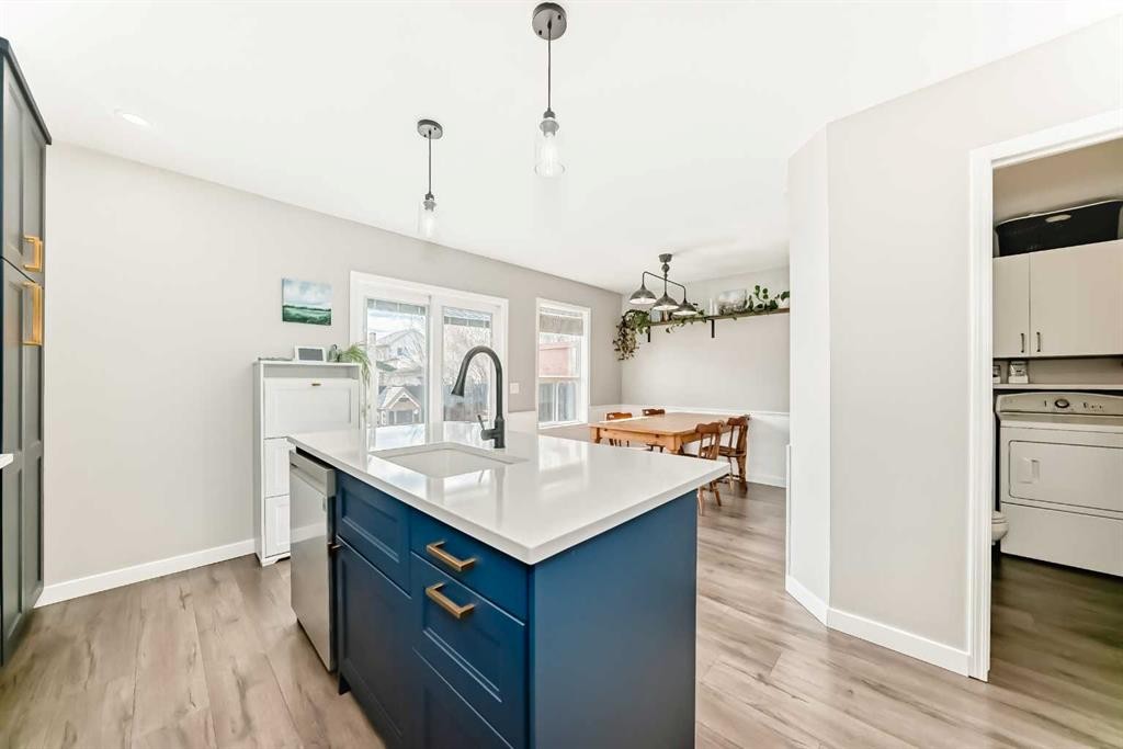 136 Hidden Hills Road Nw, Calgary, AB - Indoor Photo Showing Kitchen