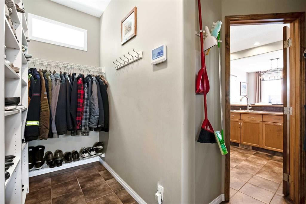 29 Mahogany View Se, Calgary, AB