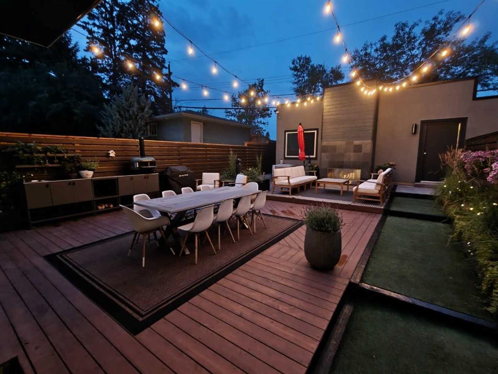2210 Victoria Crescent Nw, Calgary, AB - Outdoor With Deck Patio Veranda