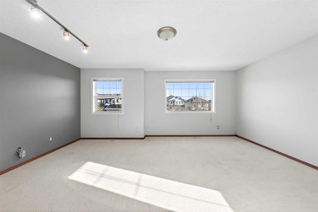 172 Kincora Drive Nw, Calgary, AB - Indoor Photo Showing Other Room