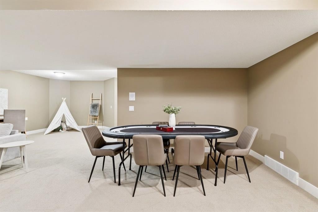 38 Evergreen Common Sw, Calgary, AB - Indoor Photo Showing Dining Room