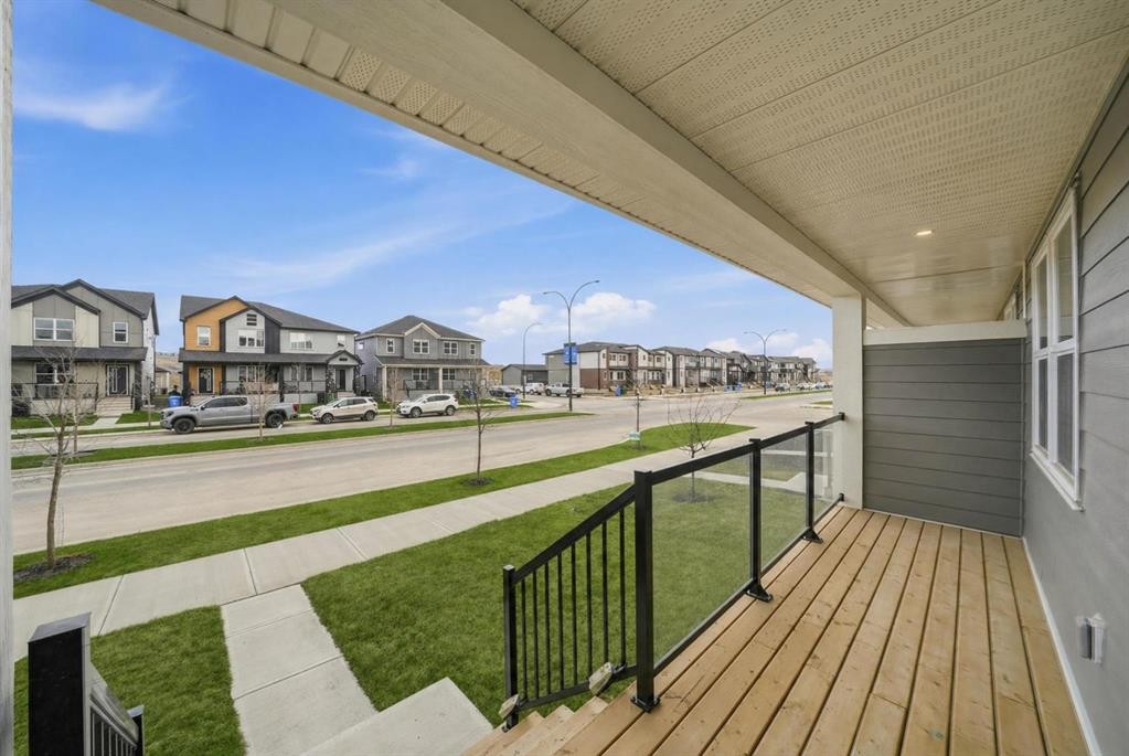 831 Wolf Willow Boulevard Se, Calgary, AB - Outdoor With Exterior