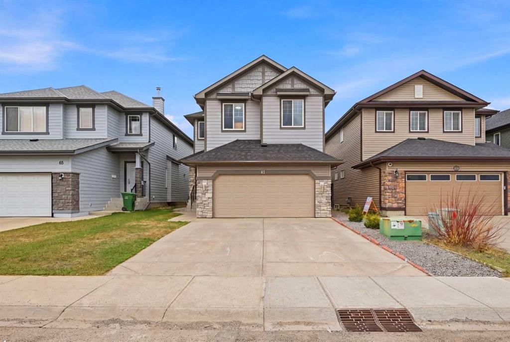 61 Saddleland Drive Ne, Calgary, AB - Outdoor With Facade