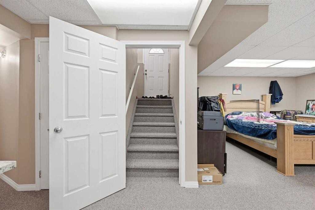 61 Saddleland Drive Ne, Calgary, AB - Indoor