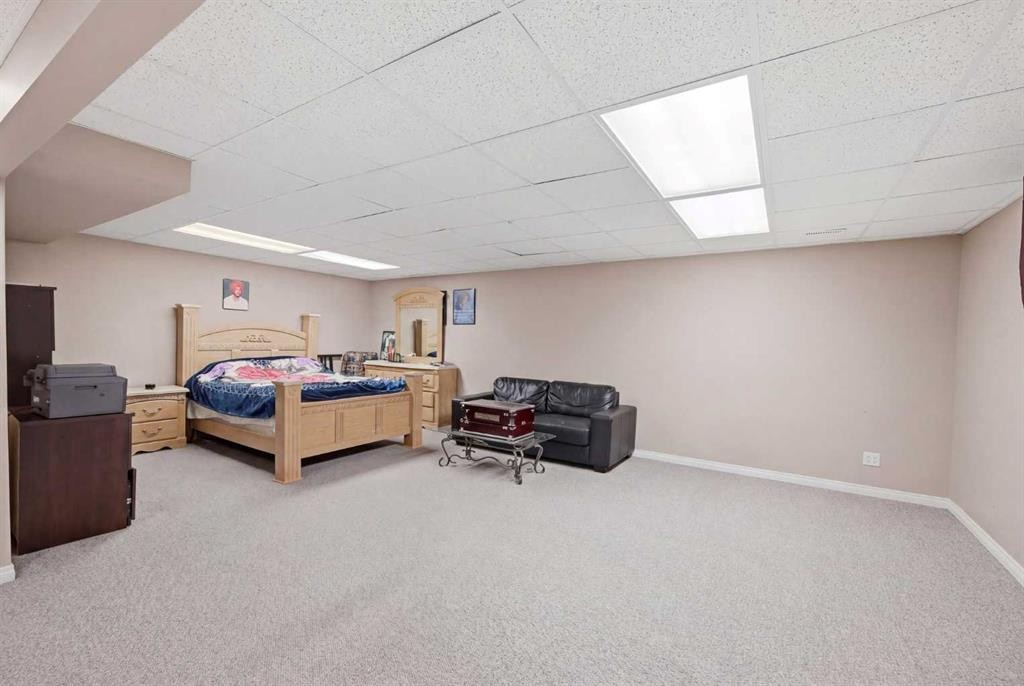 61 Saddleland Drive Ne, Calgary, AB - Indoor