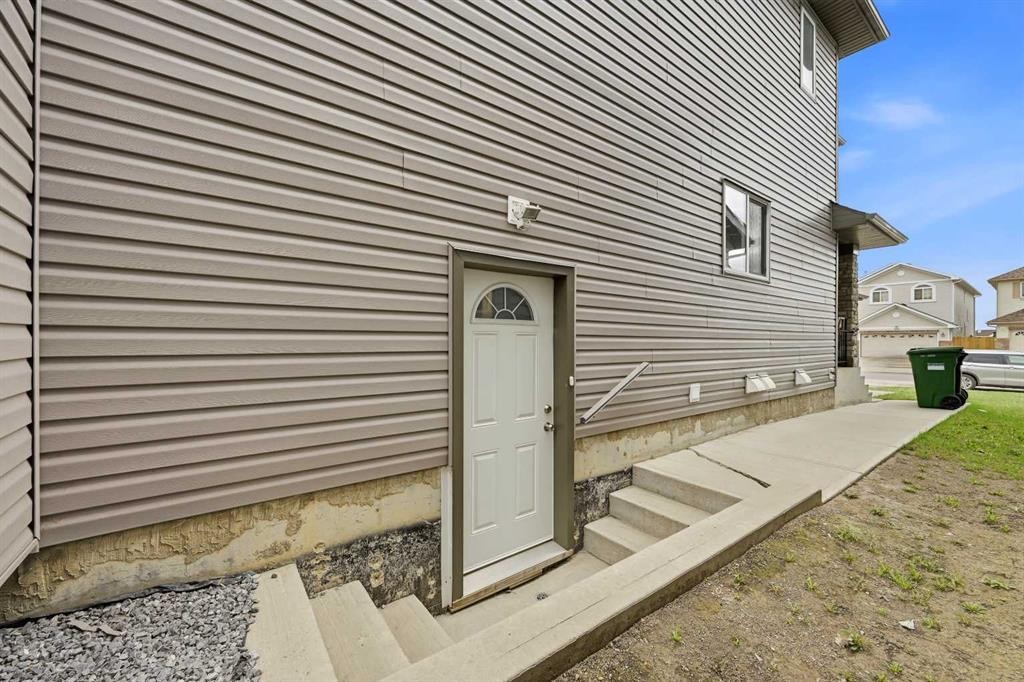 61 Saddleland Drive Ne, Calgary, AB - Outdoor With Exterior