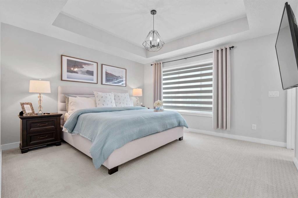1053 West Lakeview, Chestermere, AB - Indoor Photo Showing Bedroom