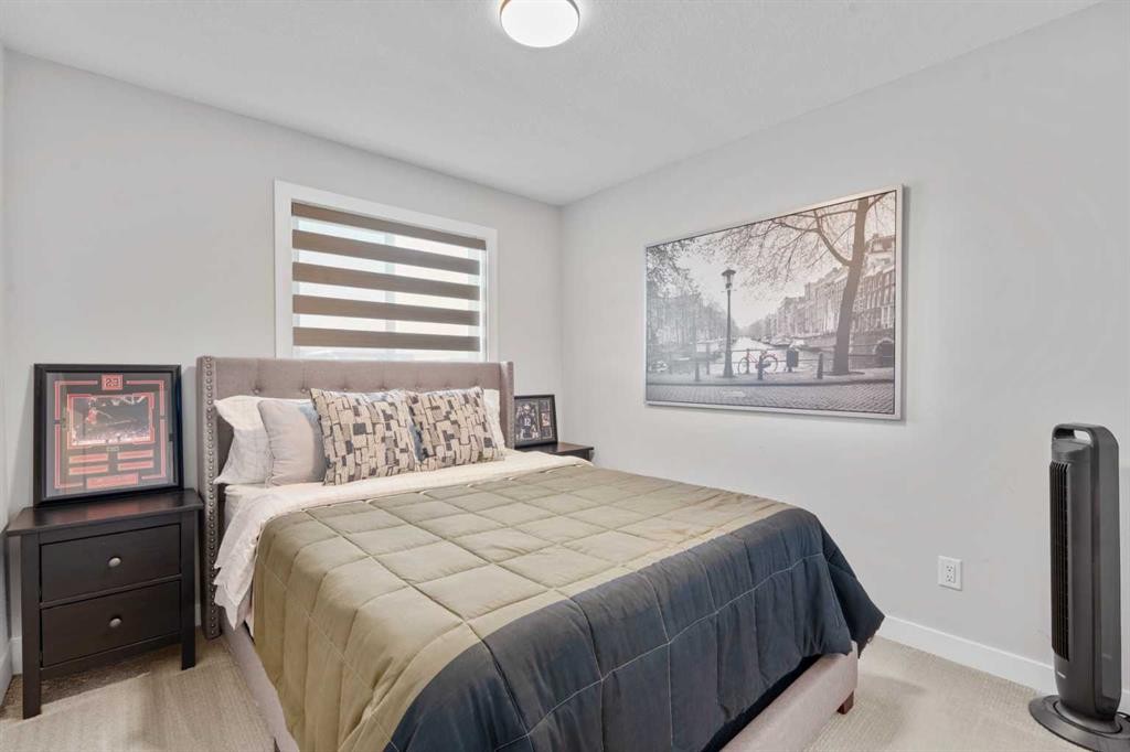 1053 West Lakeview, Chestermere, AB - Indoor Photo Showing Bedroom