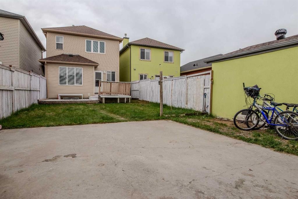 161 Saddlecrest Close Ne, Calgary, AB - Outdoor