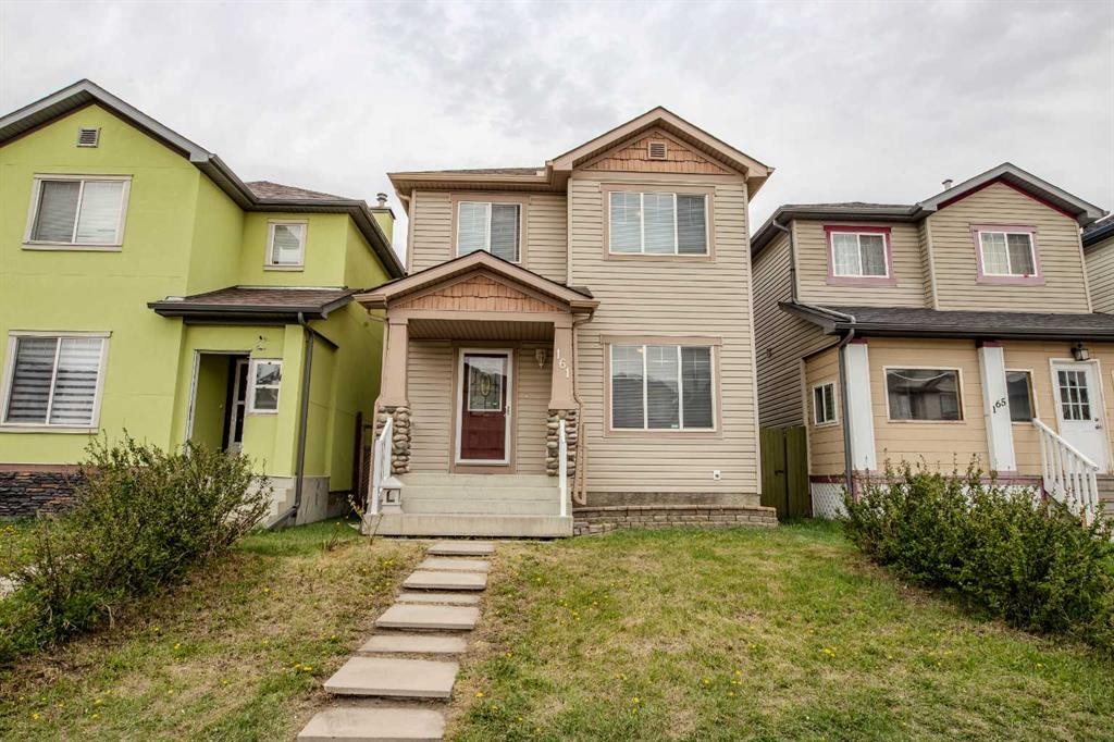 161 Saddlecrest Close Ne, Calgary, AB - Outdoor With Facade