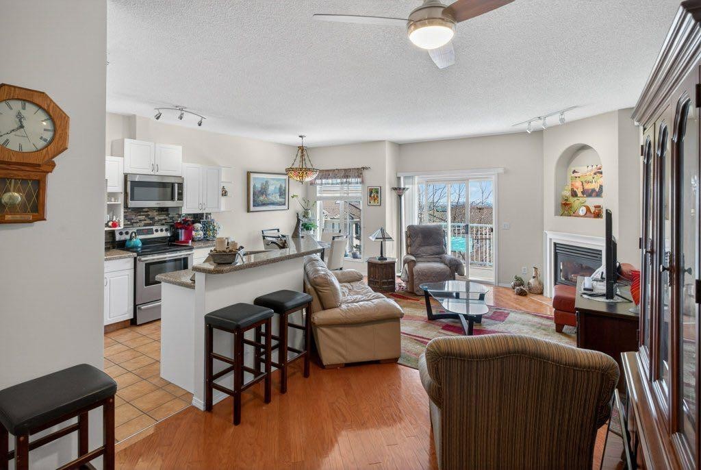 92 Hamptons Link Nw, Calgary, AB - Indoor