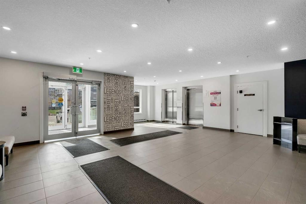 2225-76 Cornerstone Passage Ne, Calgary, AB - Indoor