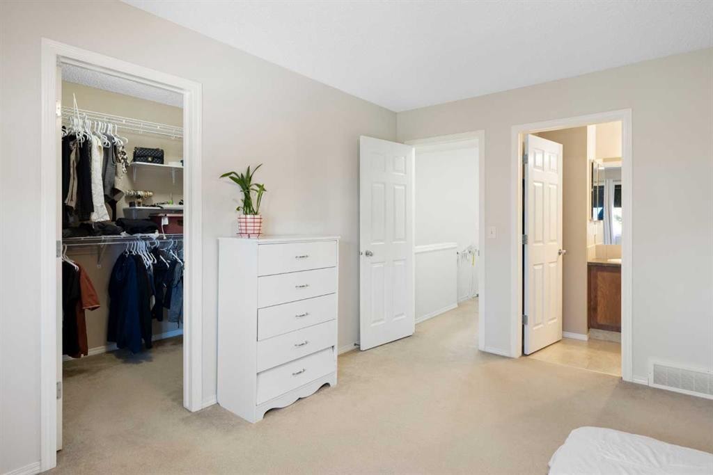 47 Covehaven Mews Ne, Calgary, AB - Indoor