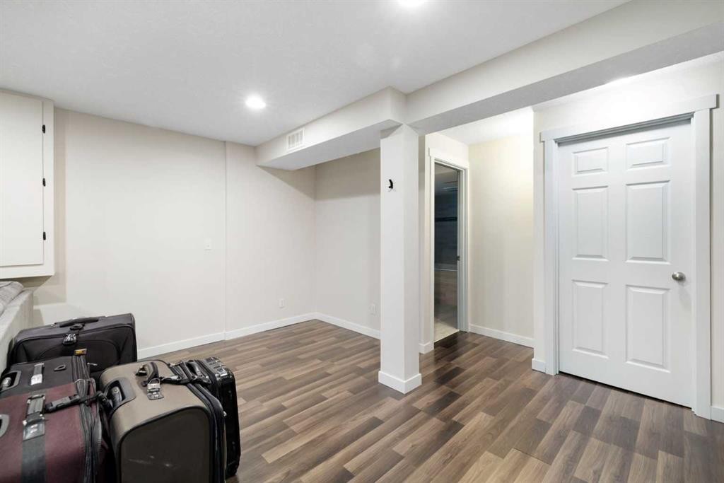 47 Covehaven Mews Ne, Calgary, AB - Indoor