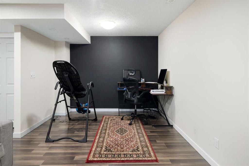 47 Covehaven Mews Ne, Calgary, AB - Indoor Photo Showing Other Room