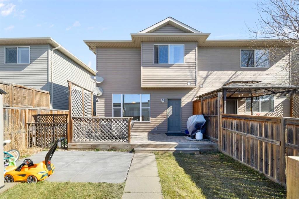 47 Covehaven Mews Ne, Calgary, AB - Outdoor With Deck Patio Veranda With Exterior