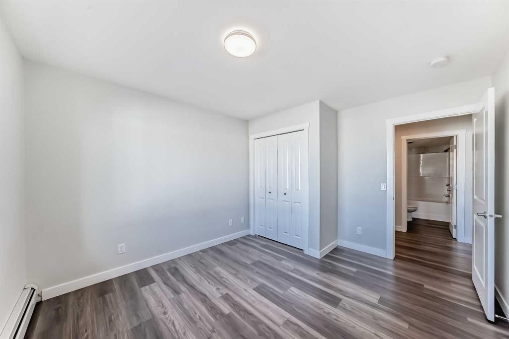 2425-6118 80 Avenue Ne, Calgary, AB - Indoor Photo Showing Other Room