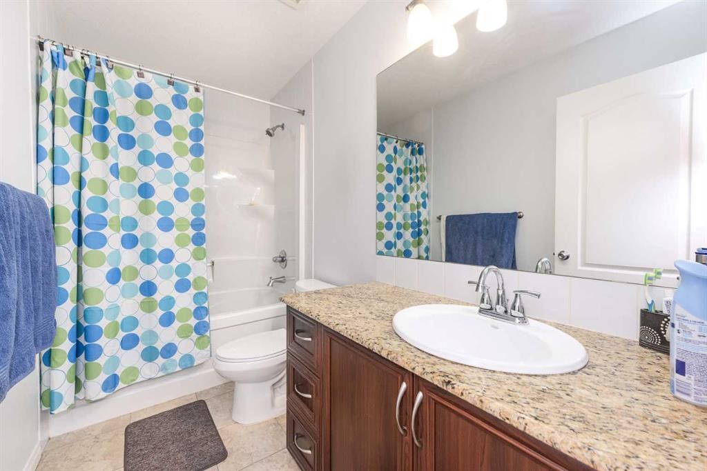 19 Skyview Ranch Crescent Ne, Calgary, AB - Indoor Photo Showing Bathroom