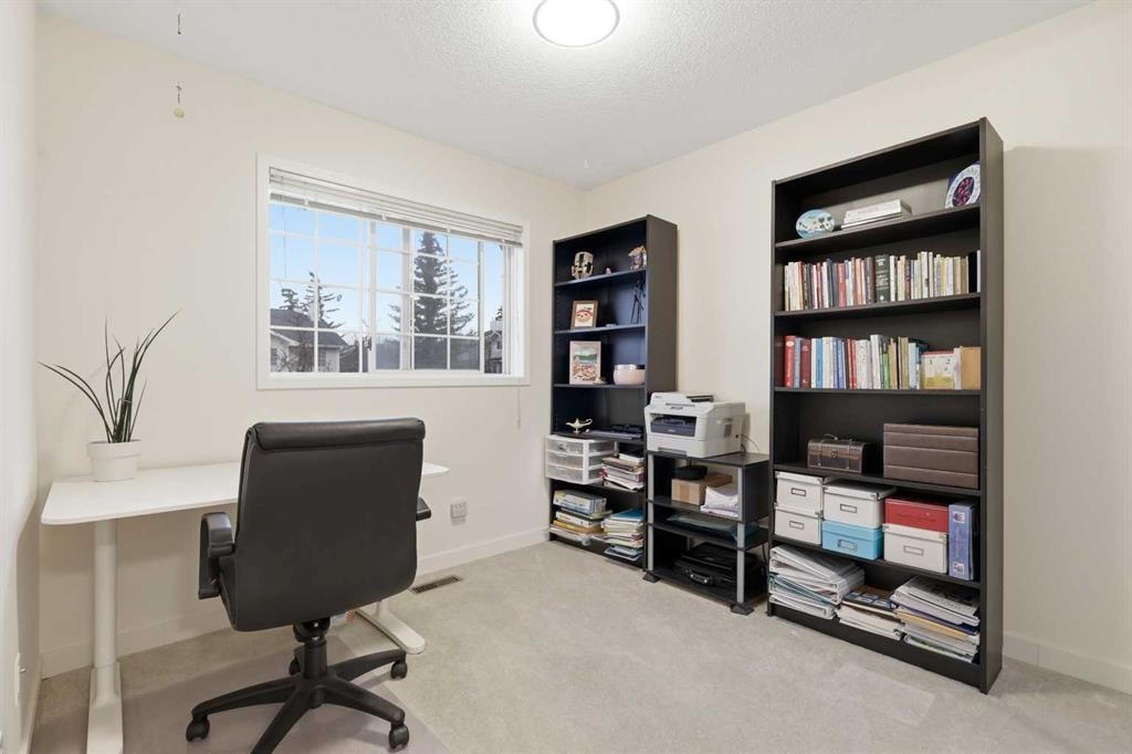 310 Hawkstone Manor Nw, Calgary, AB - Indoor Photo Showing Office