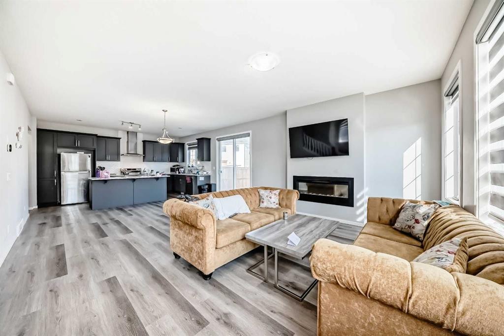 126 Cityspring Gate Ne, Calgary, AB - Indoor Photo Showing Living Room With Fireplace