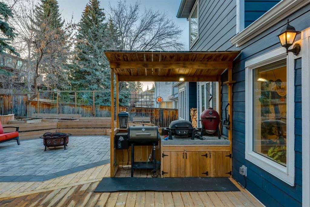 9915 Patton Road Sw, Calgary, AB - Outdoor With Deck Patio Veranda
