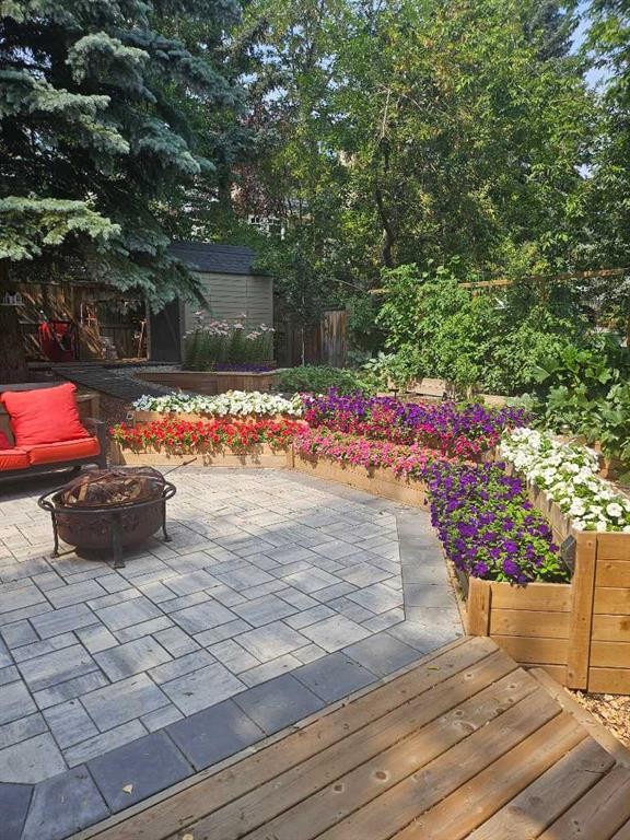 9915 Patton Road Sw, Calgary, AB - Outdoor With Deck Patio Veranda